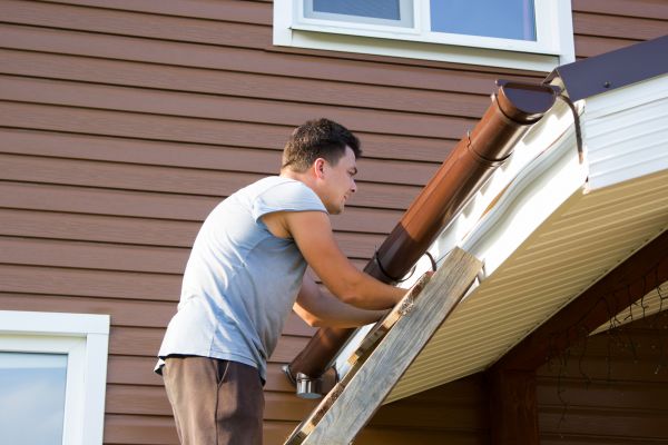 Cost of Porch Gutter Replacement in Glen Allen